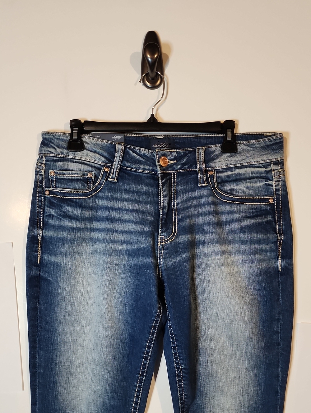 Daytrip Virgo Jean Capris NWT Size 31 - Picture 2 of 10